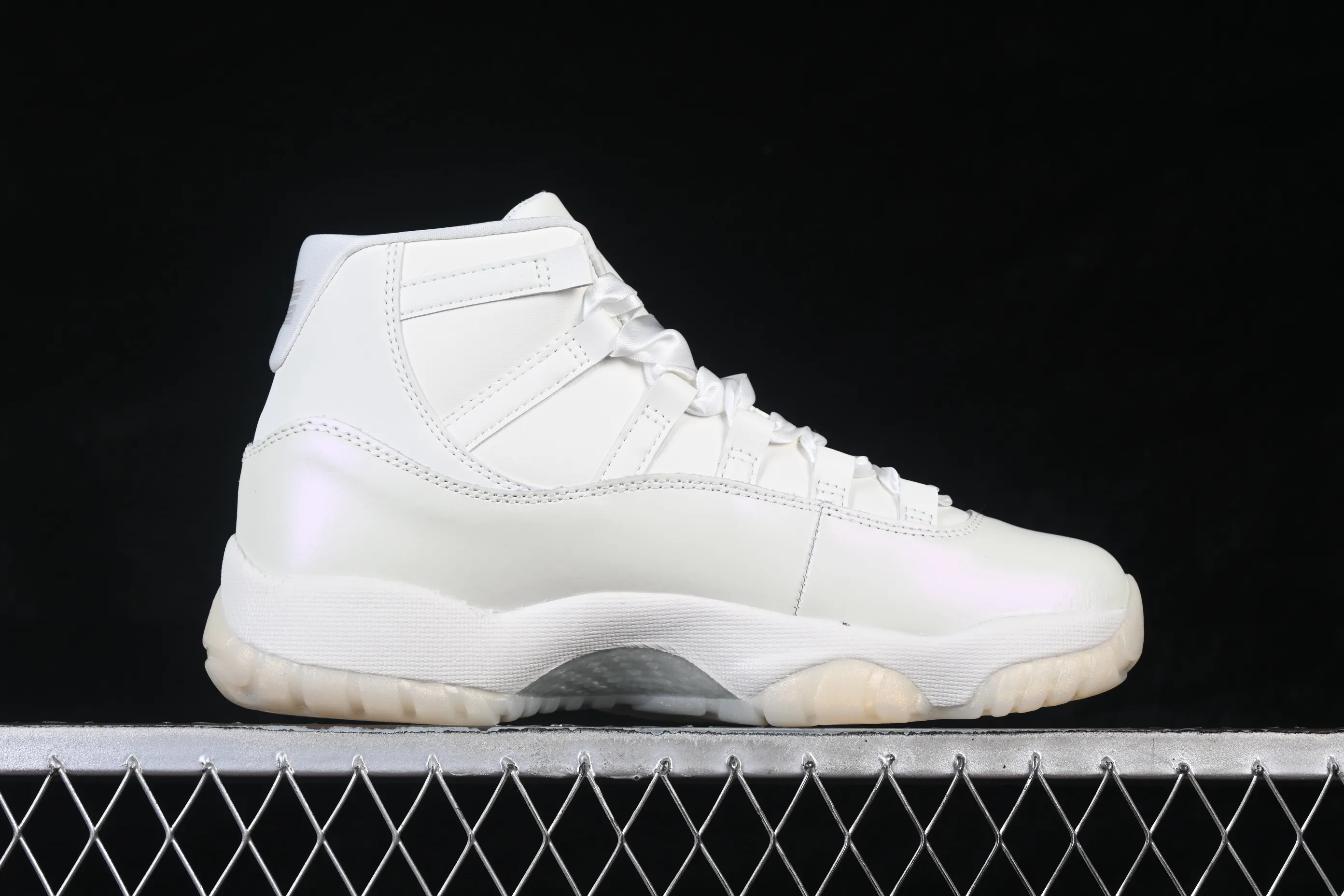 All categories Air Jordan Jordan series basketball shoes Air Jordan 11 Air Jordan 11 Retro "Pearl" AJ11 Joe 11 Pearl White AR0715-110